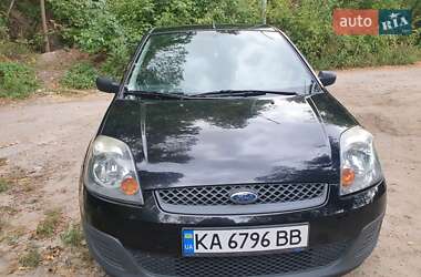 Хэтчбек Ford Fiesta 2008 в Киеве