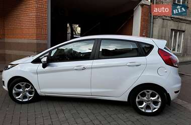 Хетчбек Ford Fiesta 2012 в Києві