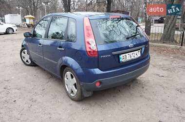 Хэтчбек Ford Fiesta 2007 в Гайсине