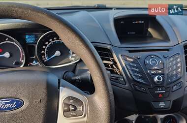 Седан Ford Fiesta 2018 в 