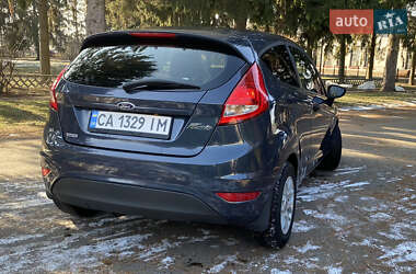 Хэтчбек Ford Fiesta 2011 в Христиновке