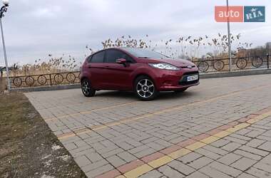 Хэтчбек Ford Fiesta 2011 в Калиновке