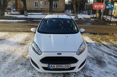 Хэтчбек Ford Fiesta 2017 в Киеве