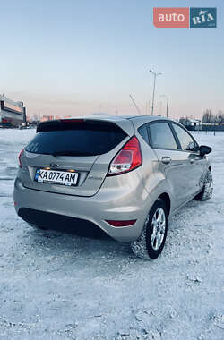 Хэтчбек Ford Fiesta 2016 в Киеве