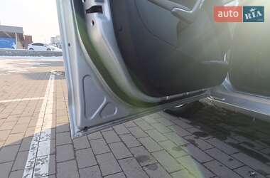 Хэтчбек Ford Fiesta 2010 в 