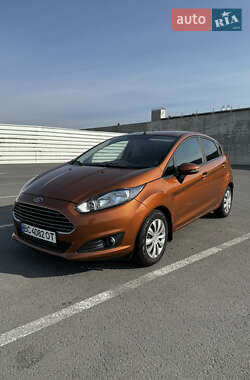 Хэтчбек Ford Fiesta 2015 в Львове