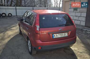 Хэтчбек Ford Fiesta 2007 в 