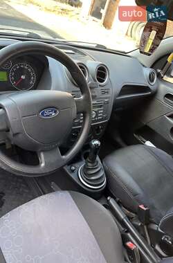 Хетчбек Ford Fiesta 2008 в 