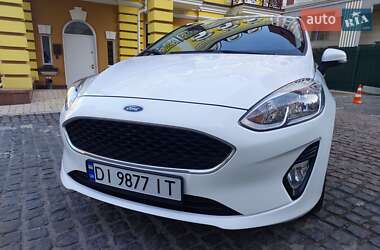 Хетчбек Ford Fiesta 2017 в Києві