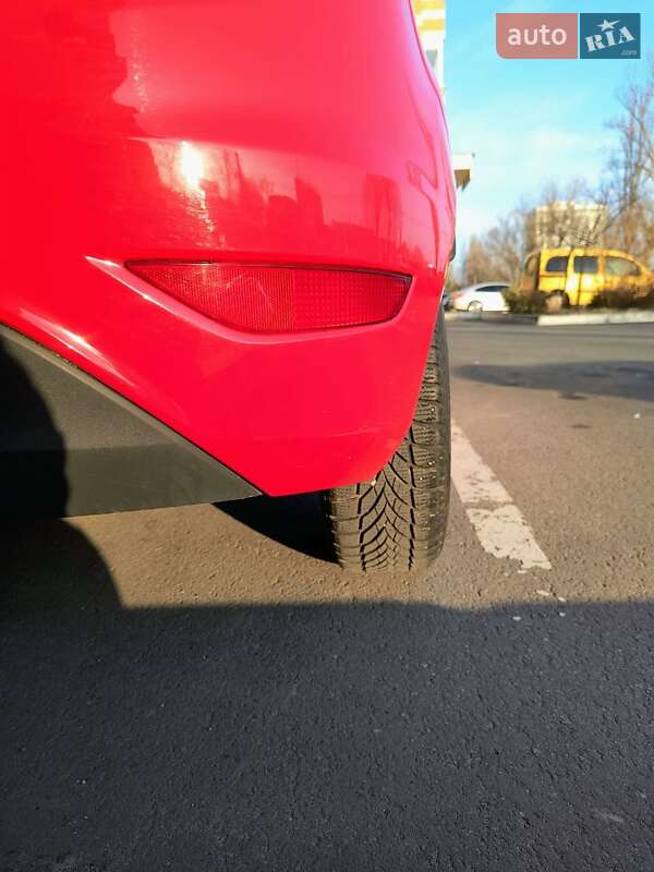 Хэтчбек Ford Fiesta 2011 в Белогородке фото 40 Хэтчбек Ford Fiesta 2011 в Белогородке
