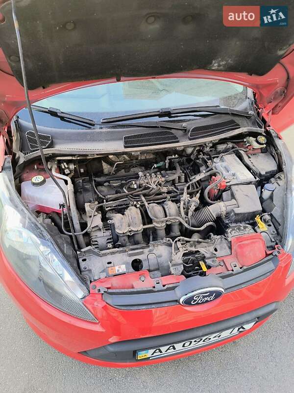 Хэтчбек Ford Fiesta 2011 в Белогородке фото 42 Хэтчбек Ford Fiesta 2011 в Белогородке