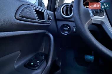 Седан Ford Fiesta 2018 в 