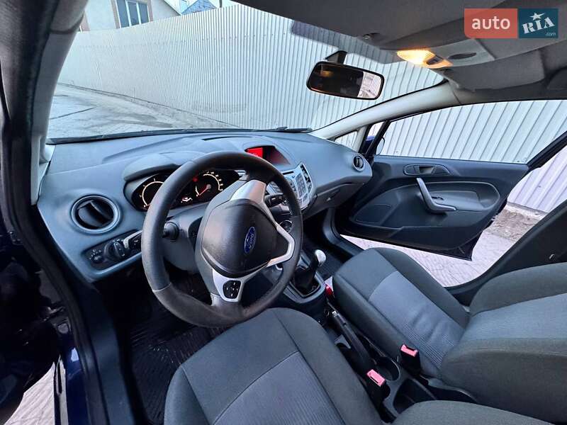 Хэтчбек Ford Fiesta 2011 в Тернополе