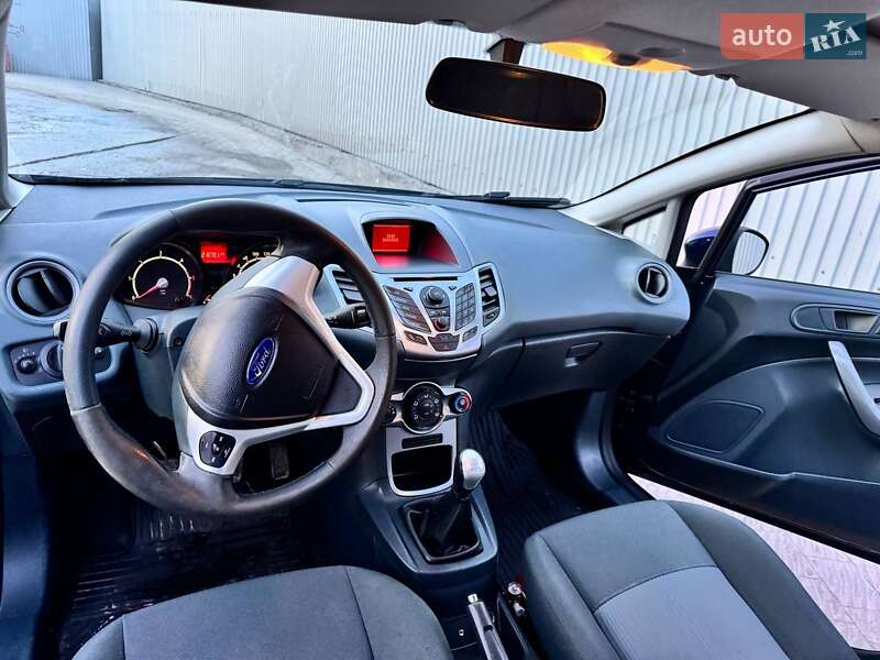 Хэтчбек Ford Fiesta 2011 в Тернополе