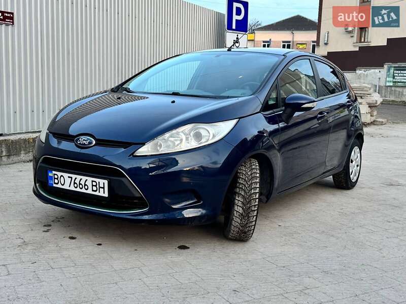 Хэтчбек Ford Fiesta 2011 в Тернополе