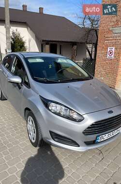 Хэтчбек Ford Fiesta 2016 в Львове