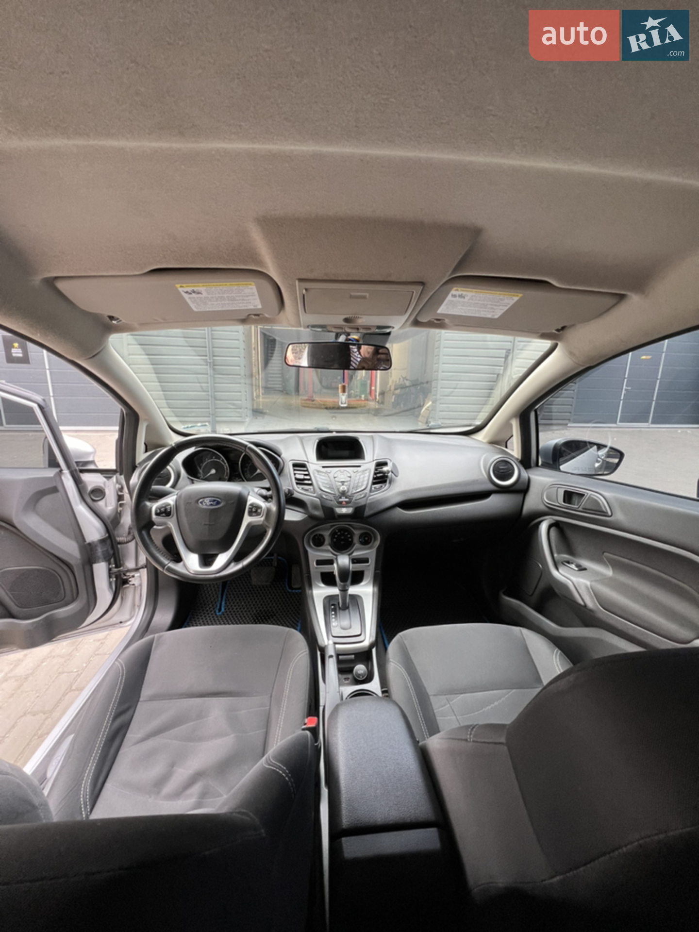 2017 Ford Fiesta - мініатюра 11