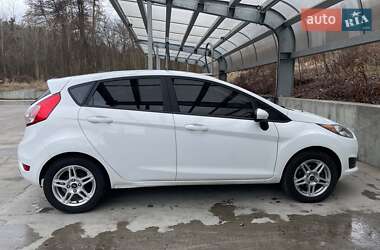 Хэтчбек Ford Fiesta 2019 в 