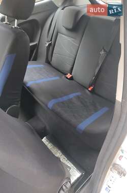 Хэтчбек Ford Fiesta 2017 в 