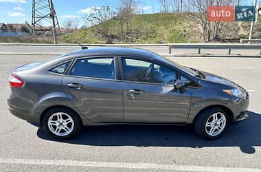 Седан Ford Fiesta 2018 в 
