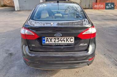 Седан Ford Fiesta 2014 в 