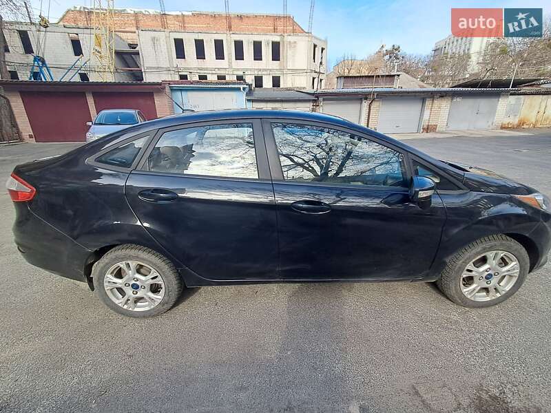 Седан Ford Fiesta 2014 в Харькове