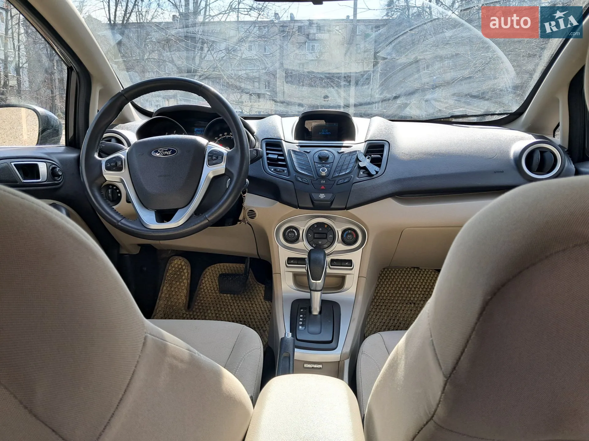 2014 Ford Fiesta - мініатюра 6