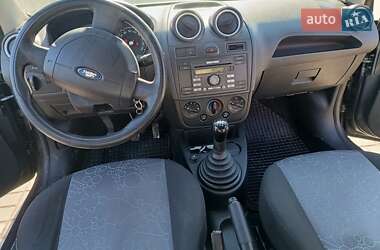 Хетчбек Ford Fiesta 2007 в 