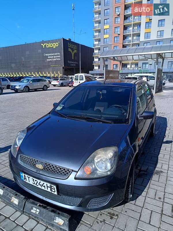 Хэтчбек Ford Fiesta 2007 в Ивано-Франковске