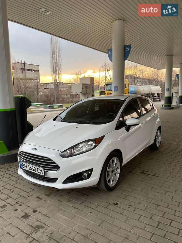 Хэтчбек Ford Fiesta 2017 в Сумах
