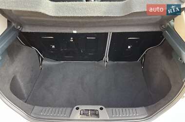 Хэтчбек Ford Fiesta 2011 в 
