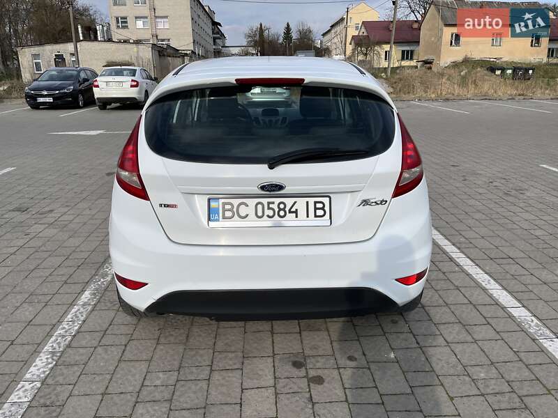 Хетчбек Ford Fiesta 2011 в Львові