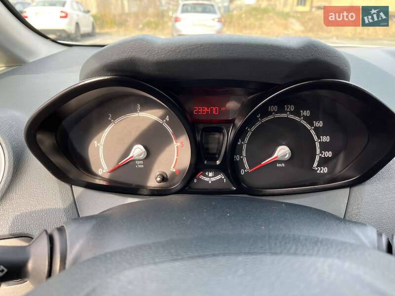 Хетчбек Ford Fiesta 2011 в Львові