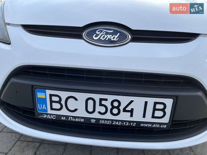 Хетчбек Ford Fiesta 2011 в Львові
