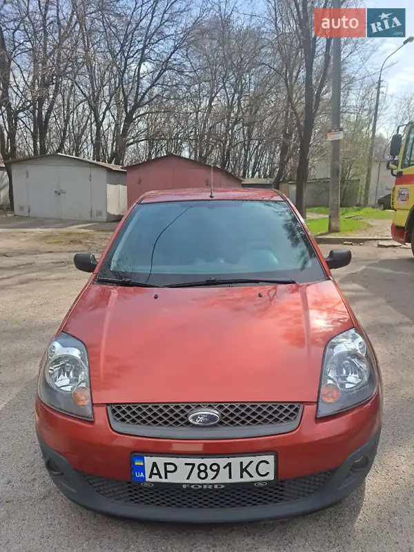 Хетчбек Ford Fiesta 2008 в 