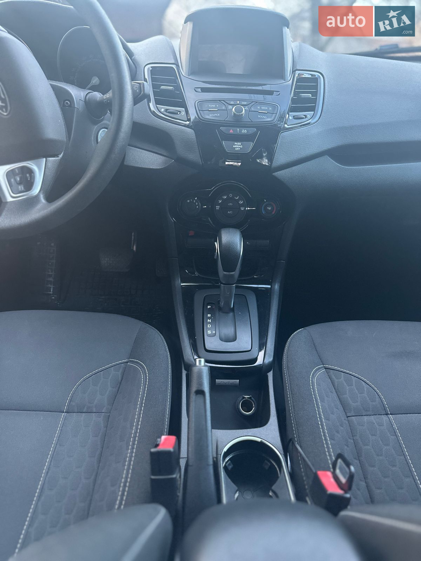 2019 Ford Fiesta - мініатюра 18