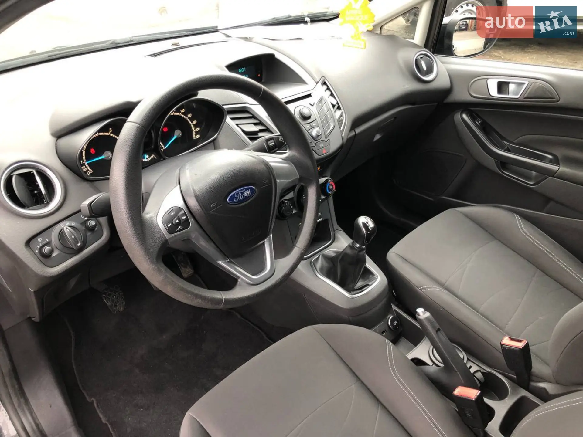 2013 Ford Fiesta - мініатюра 24
