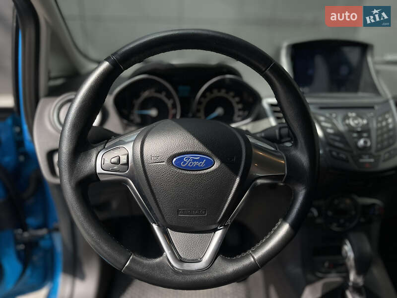 Хетчбек Ford Fiesta 2016 в Одесі