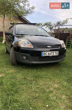 Хэтчбек Ford Fiesta 2008 в 