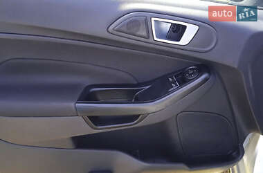 Хетчбек Ford Fiesta 2016 в Умані