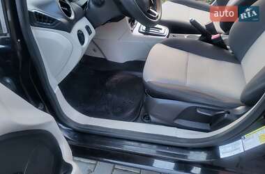 Хэтчбек Ford Fiesta 2013 в 