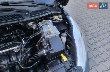 Хэтчбек Ford Fiesta 2013 в 