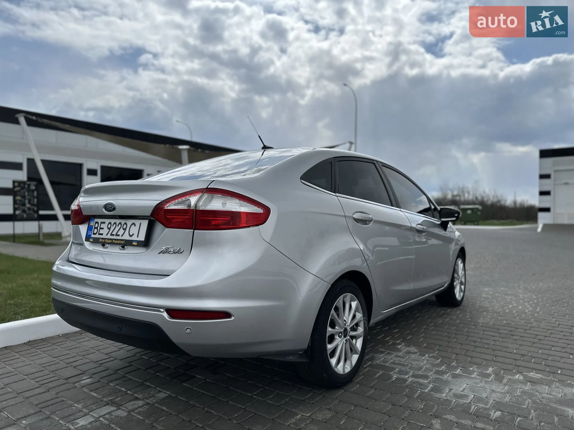 2017 Ford Fiesta - мініатюра 12