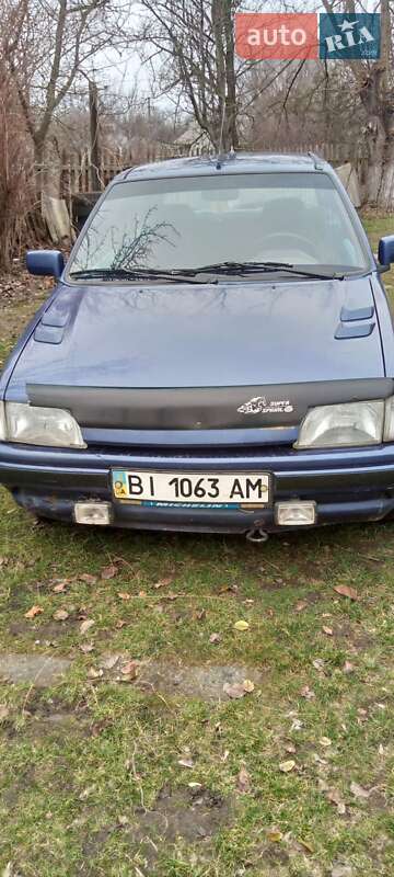Хэтчбек Ford Fiesta 1990 в 
