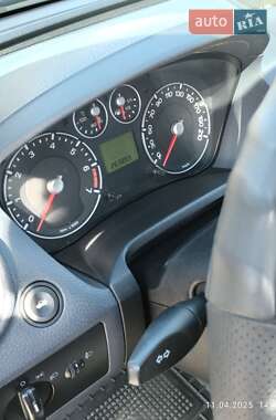 Хэтчбек Ford Fiesta 2007 в 