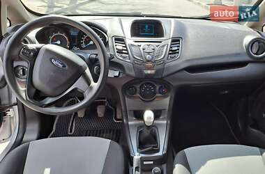 Седан Ford Fiesta 2017 в 