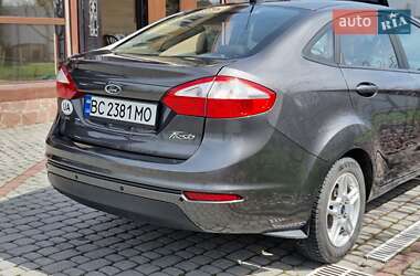 Седан Ford Fiesta 2017 в 