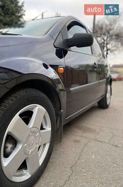 Хэтчбек Ford Fiesta 2008 в 