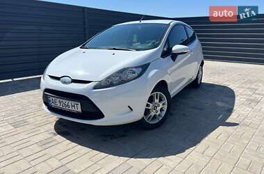 Хэтчбек Ford Fiesta 2010 в 
