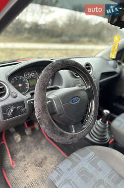 Хэтчбек Ford Fiesta 2007 в 